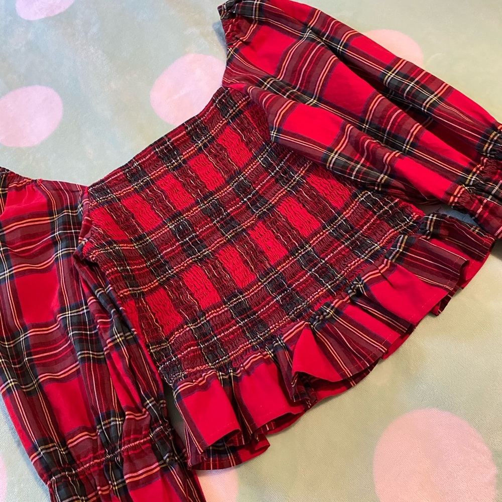 Off the shoulders top